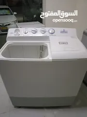  2 washing and drying machine is very good condition and good working
