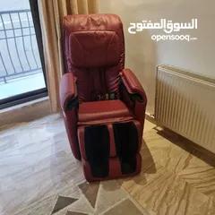  3 اثاث خليجي بحالة جيدة جدا للبيع بداعي السفر بسعر مغري