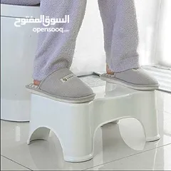  9 الجلوس الصحي قاعدة رفع القدمين في الحمامات القاعدة وكرسي الحمام الصحي تجعل جسمك ياخد زاوية 35 درجه