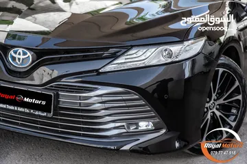  20 Toyota Camry Limited Edition 2020