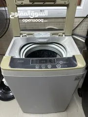  2 LG Smart Inverter 9.0kg washing machines
