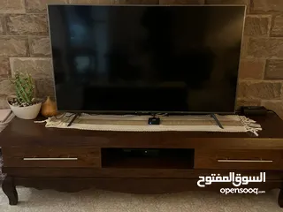  3 طقم كنب تركي بحاله ممتازه  طاولة سفره + 8 كراسي بتفتح الى 220سم  بوفيه زان  طاولو وسط زان  مزنون زان