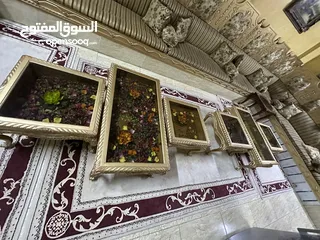  6 طاولة سفره مع لوح سكريت و 10كراسي مع بيرو ومع  وكومادينا  طقم مغربي مع طاولتين وسط خشب زان حفر