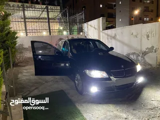  2 BMW 320 2006