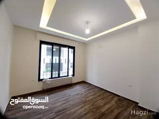  8 شقه مميزه طابق ارضي بمساحه 210 وترس بمساحه 50 متر مطل على الشارع للبيع... ( Property ID : 30862 )