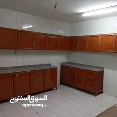  18 kitchen cabinet new making and sale