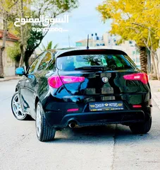  4 ألفا روميو جوليتا 2015