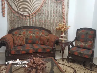  1 طقم كنب زان بحالة الوكالة بسعر مغري
