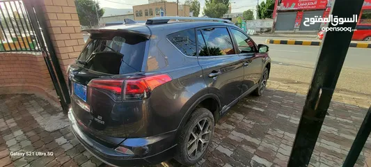  9 شبه جديد 2016RAV4