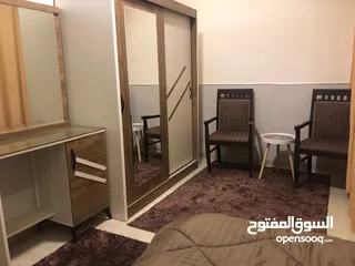  9 شقه وستوديو  مفروشه((تسويه)للايجار الشهري ب عبدون من الماللك