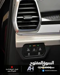  11 Volkswagen ID.6  CROZZ PRO 2022