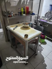  5 عدة مطعم بحاله جيده جدا