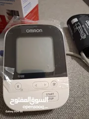  2 جهاز قياس الضغط  Omron blood pressure monitor 5 series