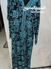  6 فساتين حفله للبيع Mو L xl