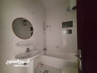  4 5 Bedrooms Villa for Rent in Madinat Sultan Qaboos REF:997R