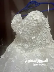 4 فستان زفاف