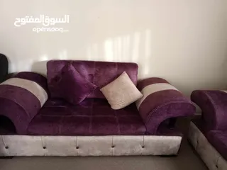  4 طقم ضيوف كورنر للبيع مع طاولات و برادي