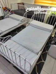  1 تخت عدد 2 نوع ايكيا مع فرشاتهم