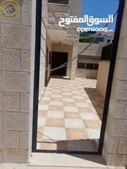  4 شقة مميزة للبيع في عبدون الشمالي  - خلف المركز العربي 225م مع حديقة وترسات 210م بسعر مغري