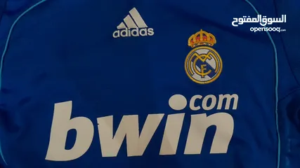  6 قميص ريال مدريد موسم 2008/2009