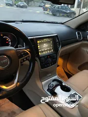  3 جيب شوروكي بحالة الوكاله .... ليمتد بمواصفات اوفرلاند