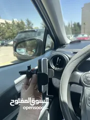  3 اكسسوارات سيارات لتعليق الهاتف