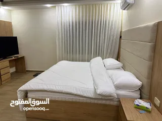  3 شقه شبه ارضي للإيجار الشهري او السنوي