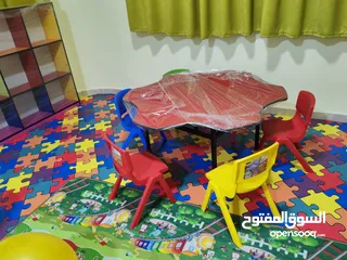  9 دروج مدرسية مقعد مفرد   وكافة تجهيزات المدارس