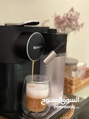  2 للبيع جهاز تحضير القهوة نيسبريسو For sale Nespresso coffee machine