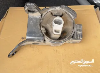  1 قطع غيار مازدا 3