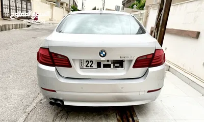  4 BMW 520i 2013