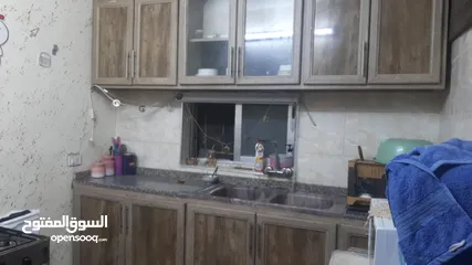  4 شقة سكنية شبه مستقلة