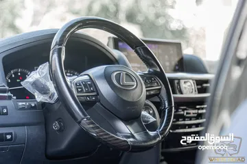  20 Lexus Lx570s 2019   السيارة وارد الشركة و قطعت مسافة 123,000