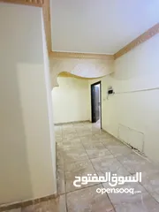  9 شقه للايجار