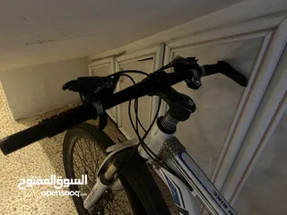  2 بسكليت 26 للبيع