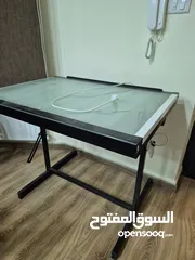  1 طاولة رسم كهربائي مخصصة للدراسة