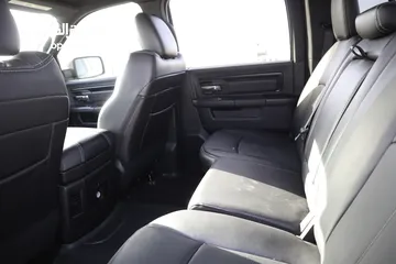  8 ‏DODGE RAM REBEL 2018