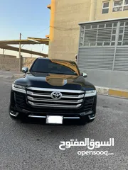  8 تويوتا لاندكروز Vxr 2022 للبيع