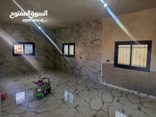  11 بيوت ارضيه