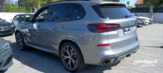  6 BMW X5 50e