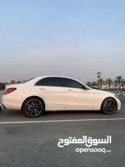  11 Mercedes C300 2019