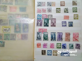  7 نيشان ملكى وزن41, 41 جرام من الدهب والفضه وعقدفضه من الاحجار الكريمه وطوابع قديمه نادره