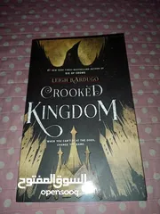  1 كتاب مملكة ملتوية crooked kingdom باللغة الانكليزية