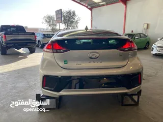  5 HYUNDAI IONIQ 2019 HAYBRID