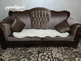  1 طقم كنب سبع مقاعد مع الطولات