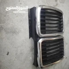  29 قطع BMW للبيع
