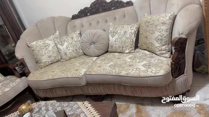  4 غرفه ضيوف وطاولة سفرة للببيع