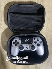  2 اكسسوارات بلاستيشن للبيع
