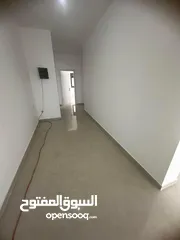  15 شقة للبيع في بيتونيا بالقرب من مسجد سيف الدين تشطيب سوبر ديلوكس حديثة البناء  مساحة الشقة 200 م صافي