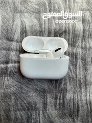  2 Aripods Pro 1